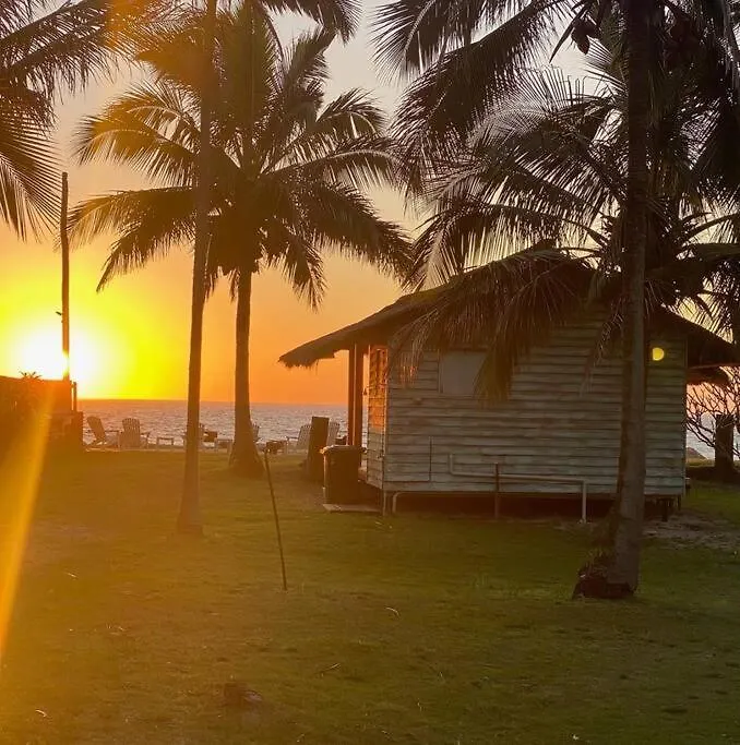 Belles On Ballow - Main Lodge - Absolute Waterfront Amity Point Australia