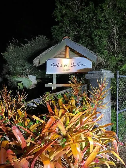 Belles On Ballow - Main Lodge - Absolute Waterfront Amity Point