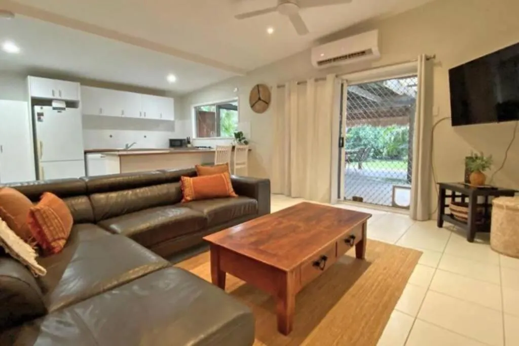 Holiday home Belles On Ballow - Main Lodge - Absolute Waterfront Amity Point Australia