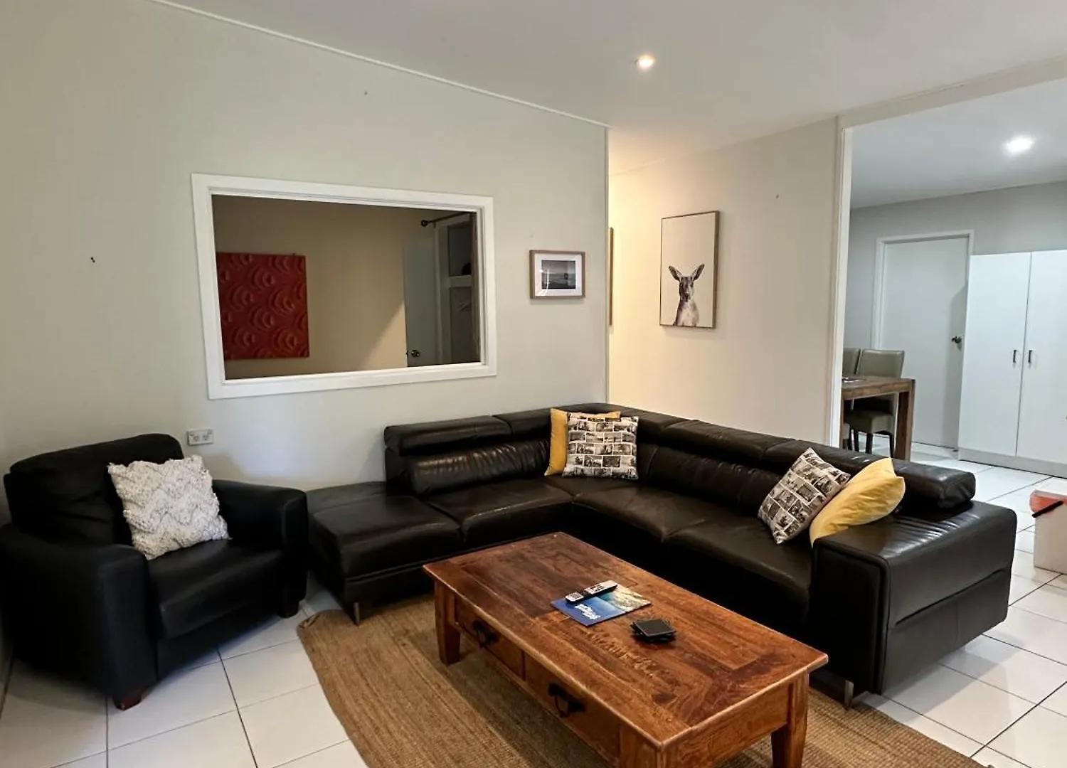 Belles On Ballow - Main Lodge - Absolute Waterfront Amity Point 0*,  Australia